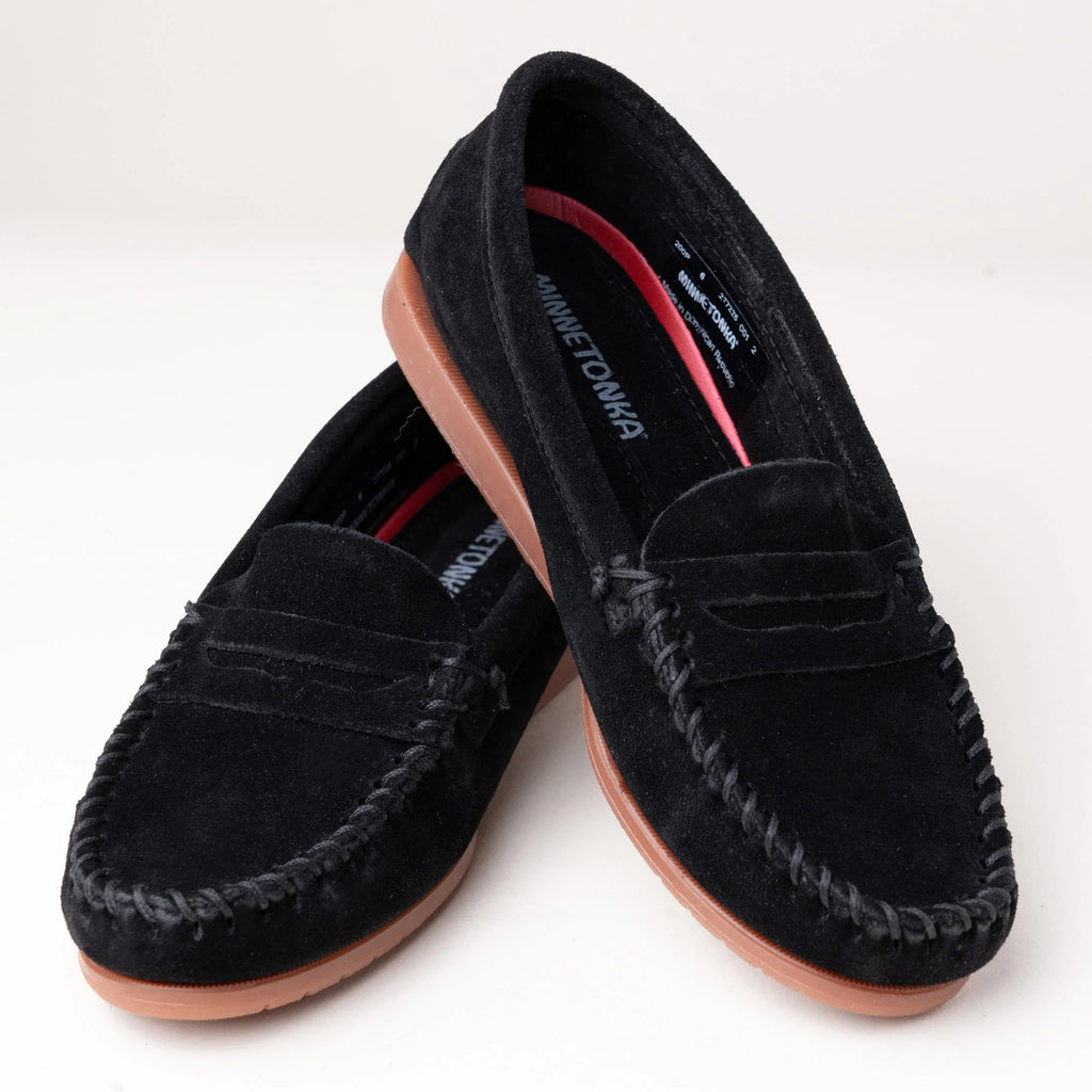 Minnetonka Mellony Penny - Women's Loafer