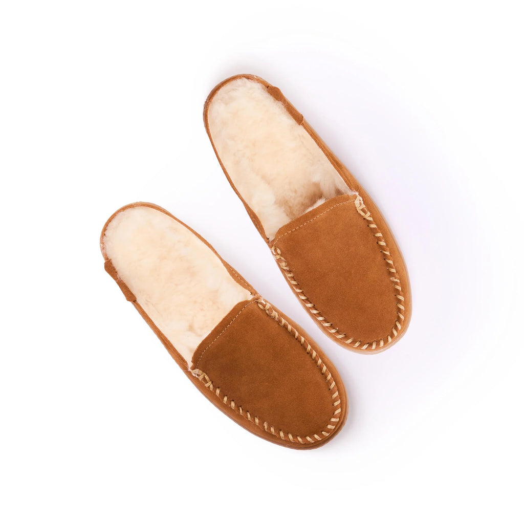 Minnetonka Birch Sheepskin Scuff - Women's Slippers