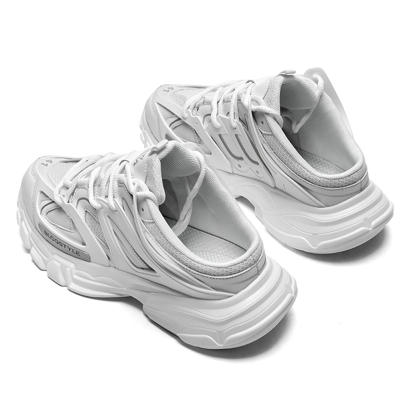 B33 White Sneakers