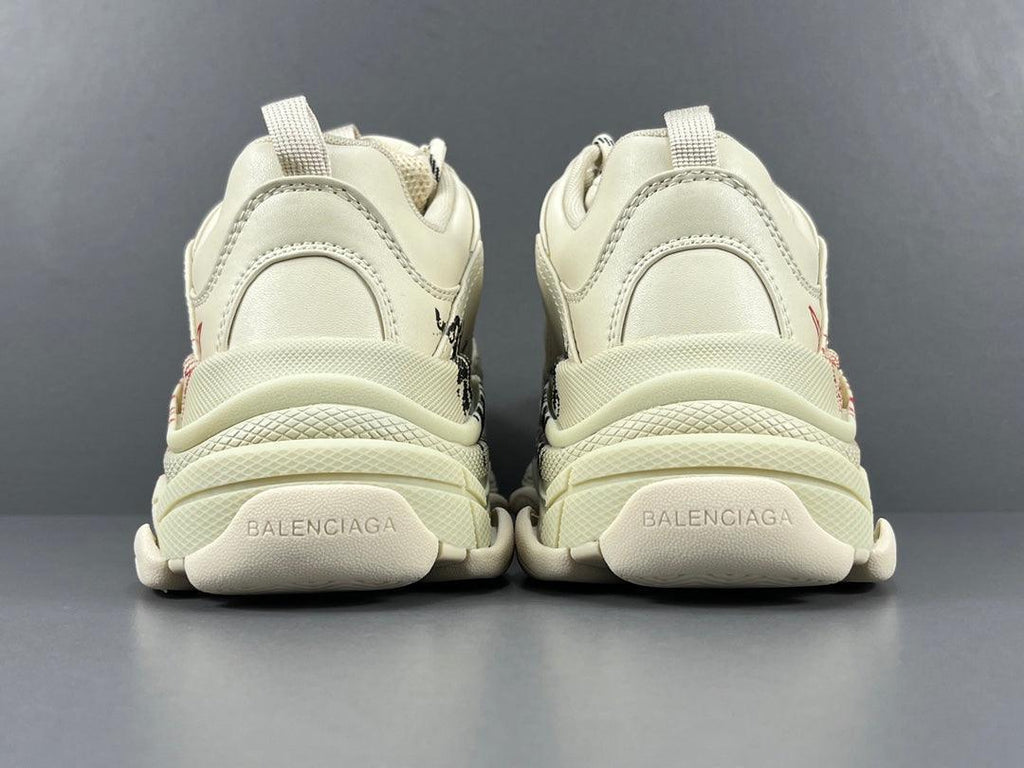 BALENCIAGA TRIPLE S SNEAKER