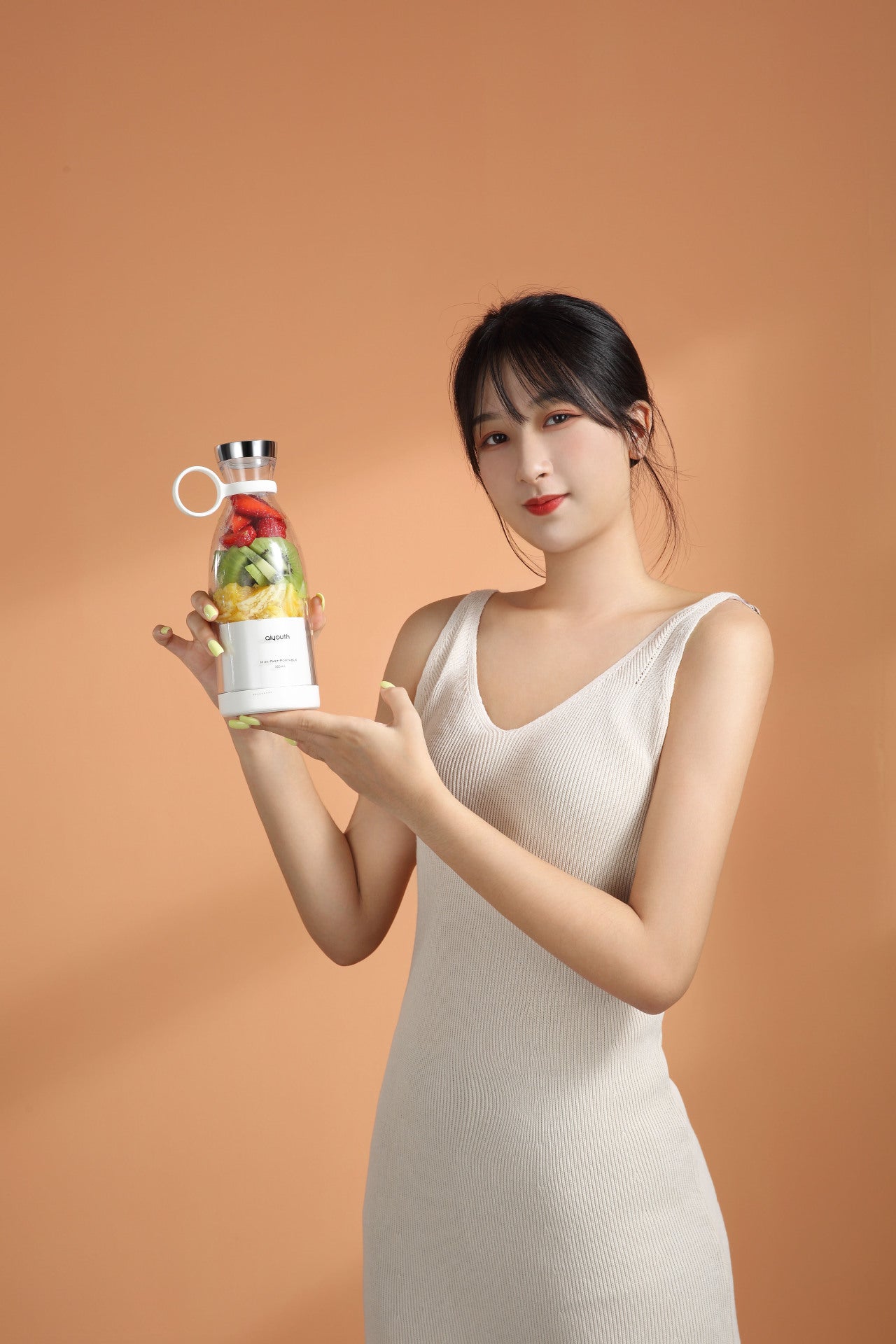 Handheld Portable Mini Electric Juicer with Auto-Clean