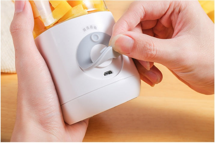 Portable Mini USB Rechargeable Juicer Cup