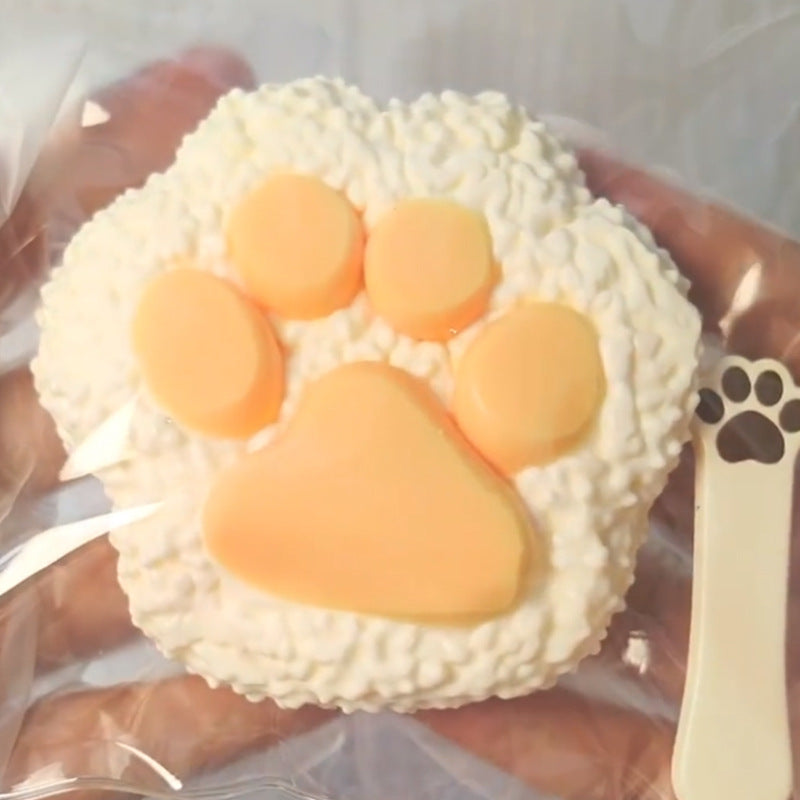 Cat’s Paw Rice Ball Squishy Toy – Silicone Squeeze & Decompression Toy
