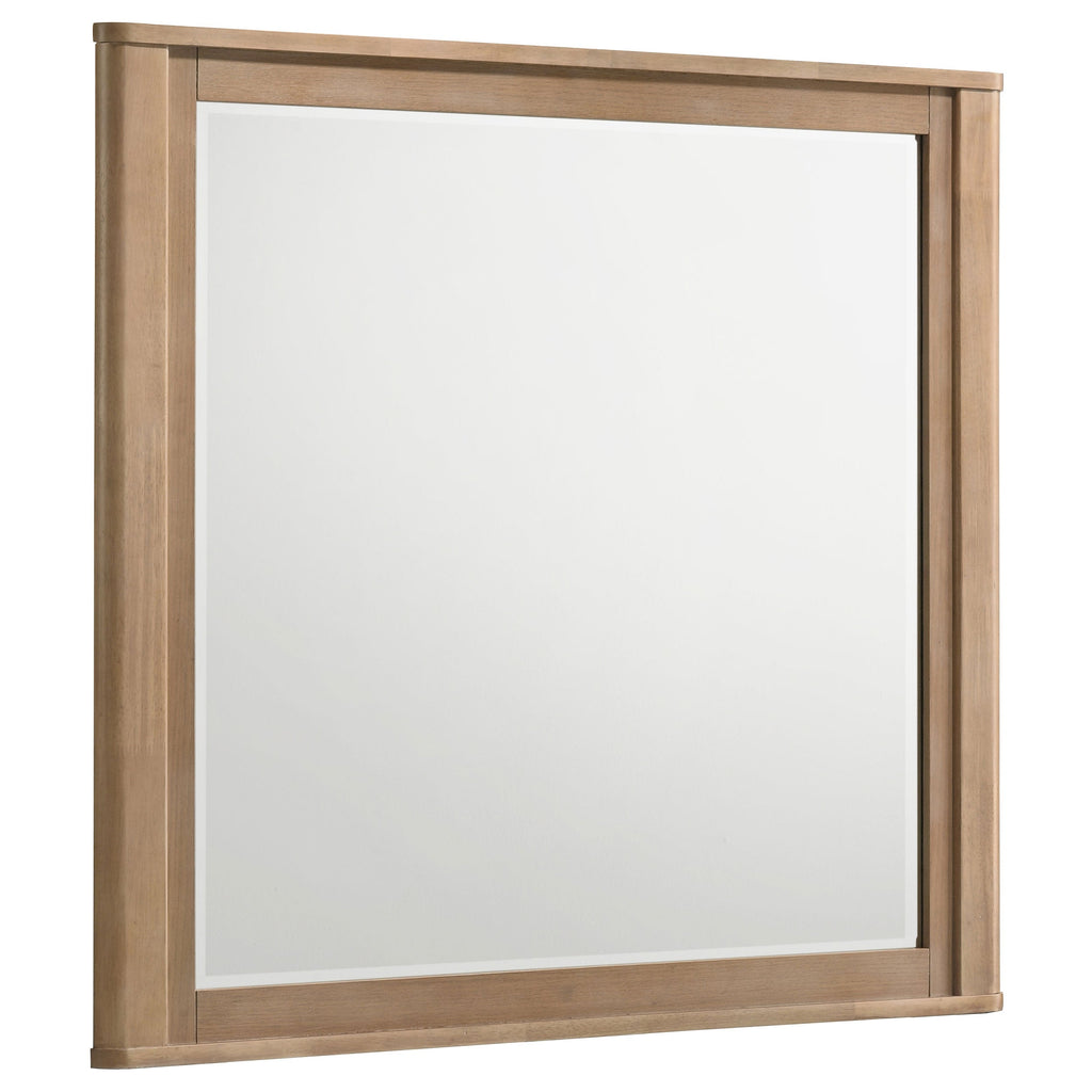 Leanne 4-piece Queen Bedroom Set Light Oak