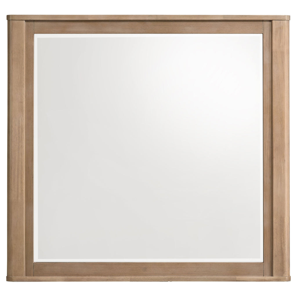 Leanne 4-piece Queen Bedroom Set Light Oak