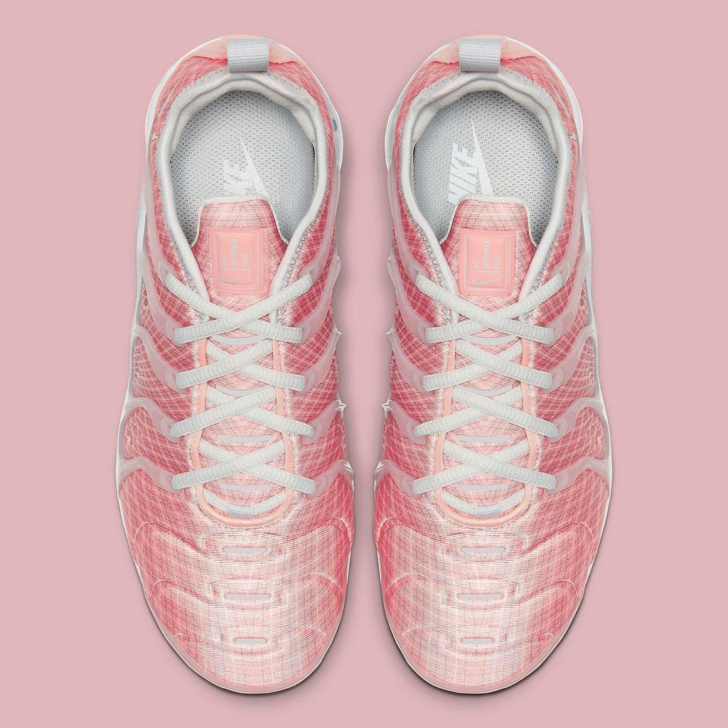Nike Air VaporMax Plus 'Bleached Coral Pure Platinum'