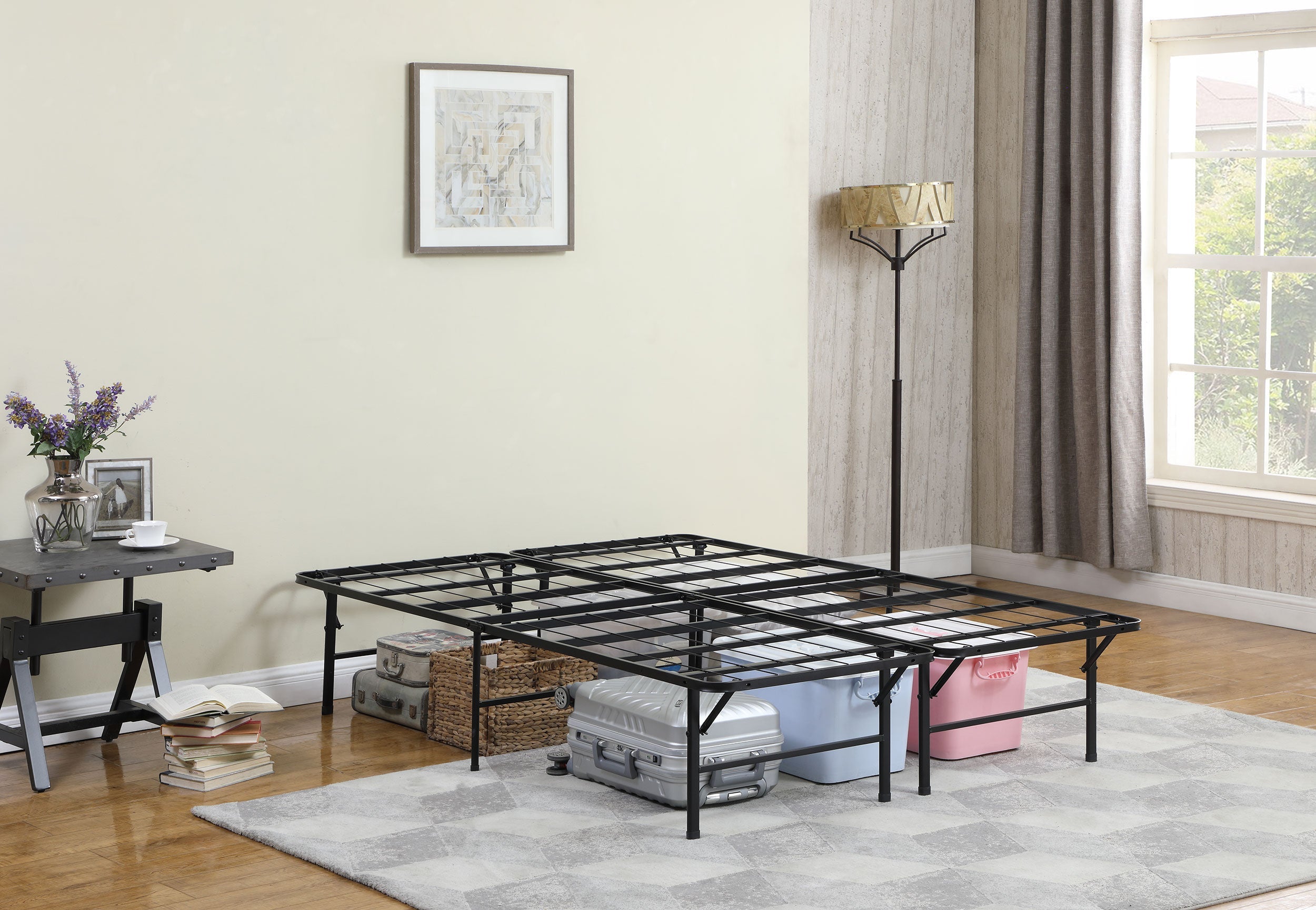 Mabel Metal Queen Mattress Support Platform Bed Black