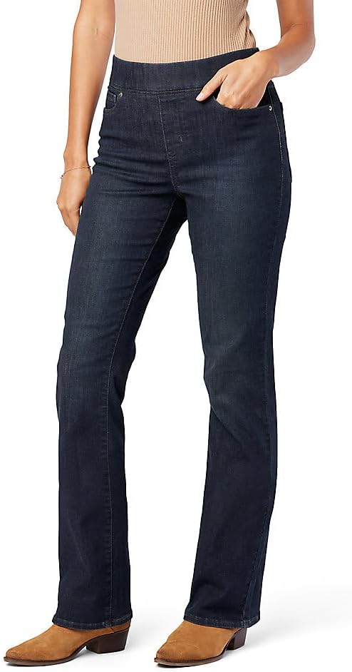 Levi Strauss Signature Gold Women's Totally Shaping Pull On Bootcut Jeans