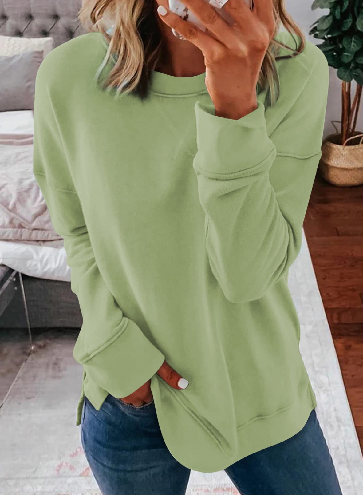 Dokotoo Women's Casual Crew Neck Sweatshirt Loose Long Sleeve Pullover Tops