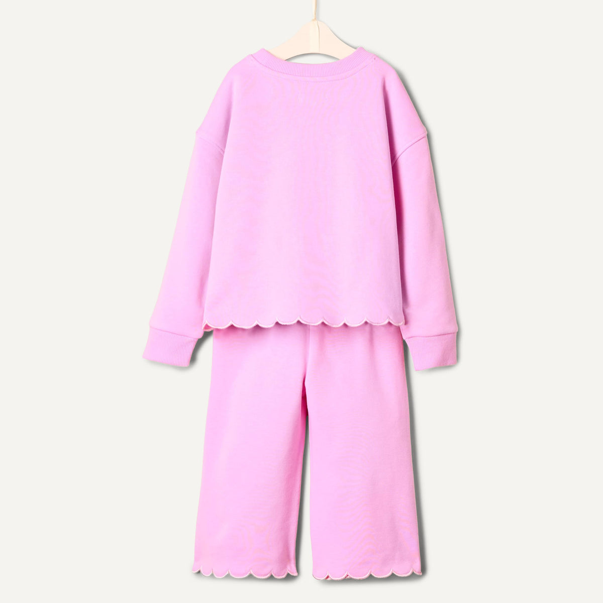 Amazon Essentials x Sofia Grainge Toddlers and Baby Girls' French Terry Sweatshirt Pant and Top Set