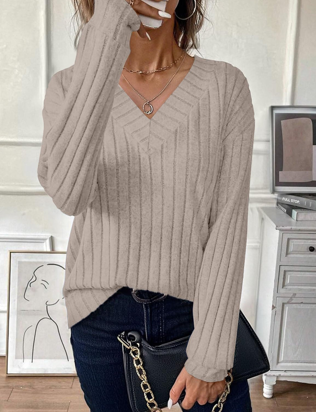 JUSTFASHIONNOW Long Sleeve V Neck Shirts for Women Lightweight Sweaters
