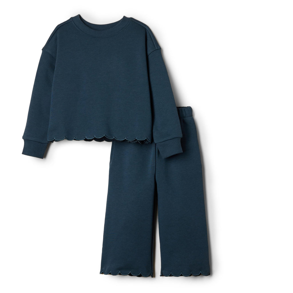Amazon Essentials x Sofia Grainge Toddlers and Baby Girls' French Terry Sweatshirt Pant and Top Set