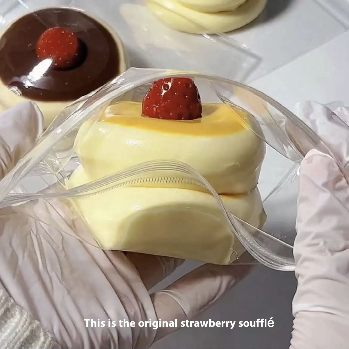 Soufflé Cream Squishy Squeeze Toy – Strawberry & Blueberry