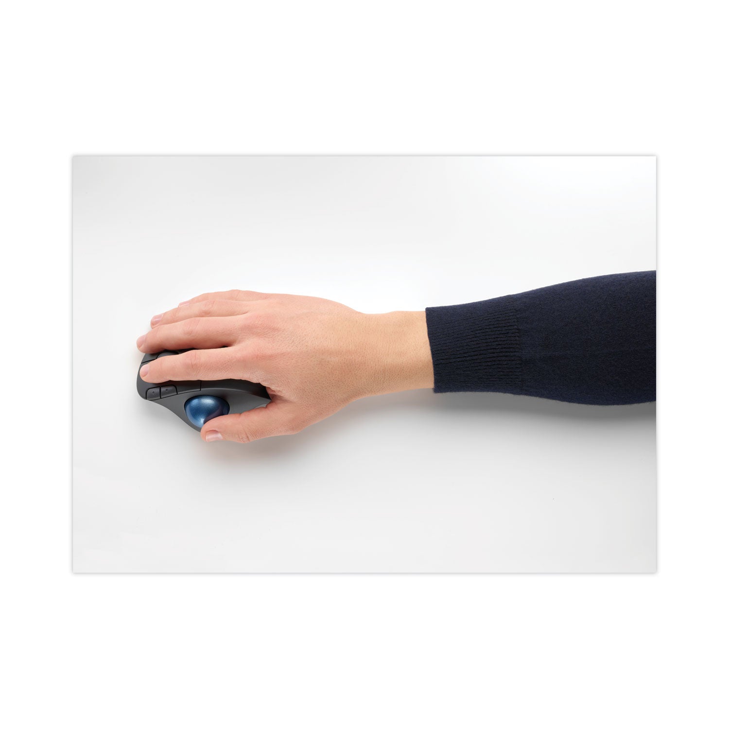 Logitech Ergo M575 Trackball, 32.8 ft Wireless Range, Right Hand Use, Graphite