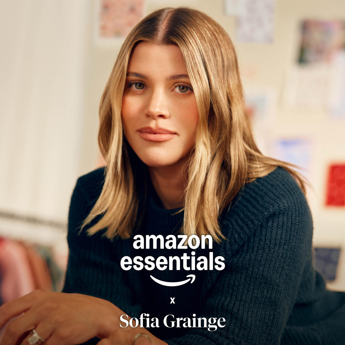 Amazon Essentials x Sofia Grainge Toddlers and Baby Girls' French Terry Sweatshirt Pant and Top Set