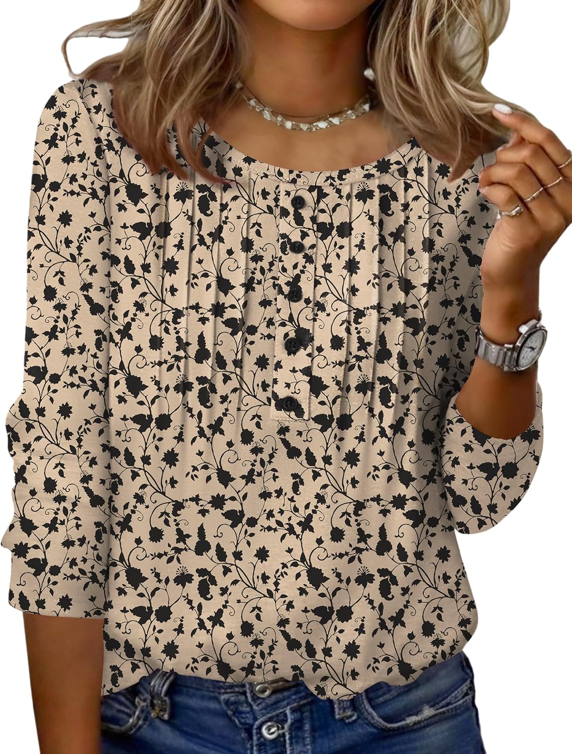 Zeagoo 3/4 Length Sleeve Womens Tops Round Neck Casual Summer Tunic Tops Basic Tees Blouses Dressy T-Shirts Pleated Shirts