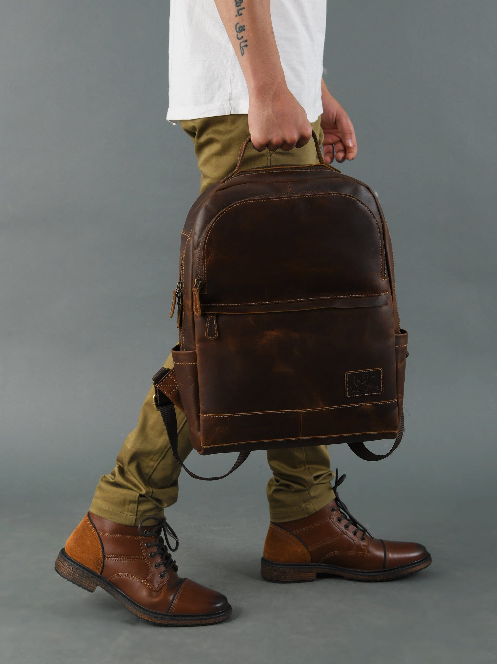 MaheTri Cambridge Unisex Buffalo Leather Backpack