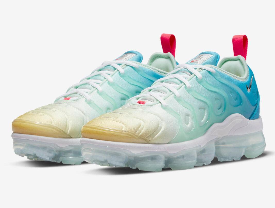 Nike Air VaporMax Plus 'Mint Foam Laser Blue'