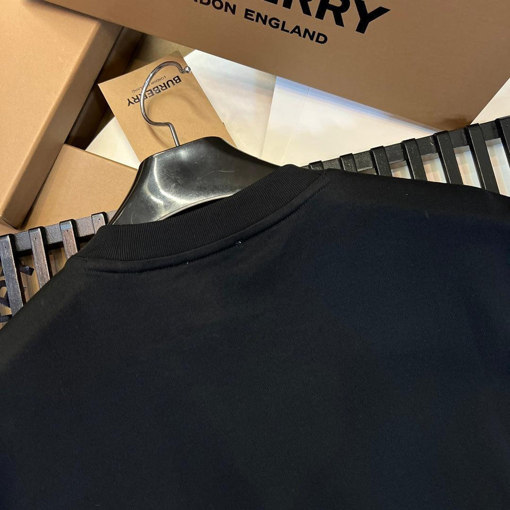 Burberry T-Shirt Without Collar 'Black'