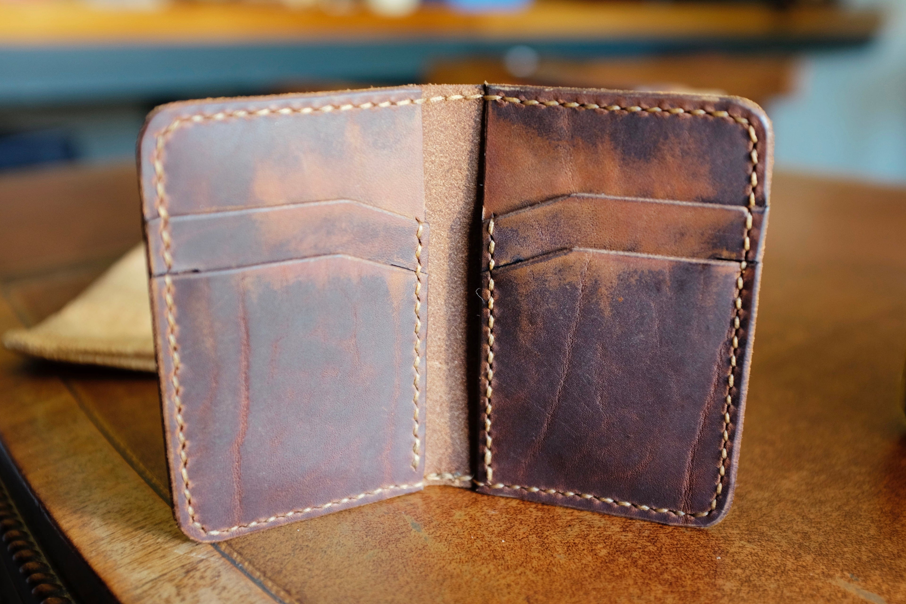 Captain Wallet - Handmade Full-Grain Leather Vertical Wallet | Yarets Leather