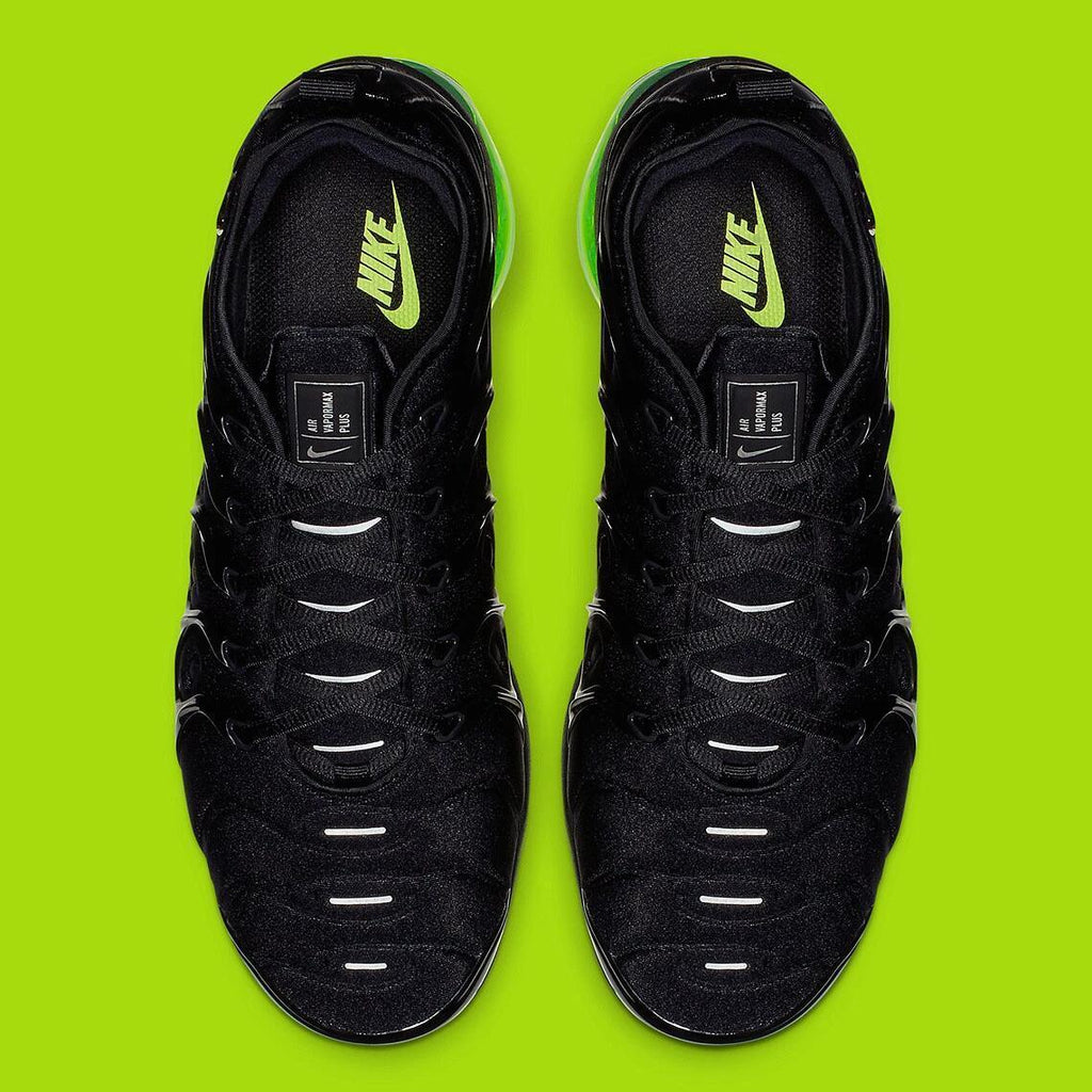 Nike Air VaporMax Plus Black Volt Sole Sneakers - Men's