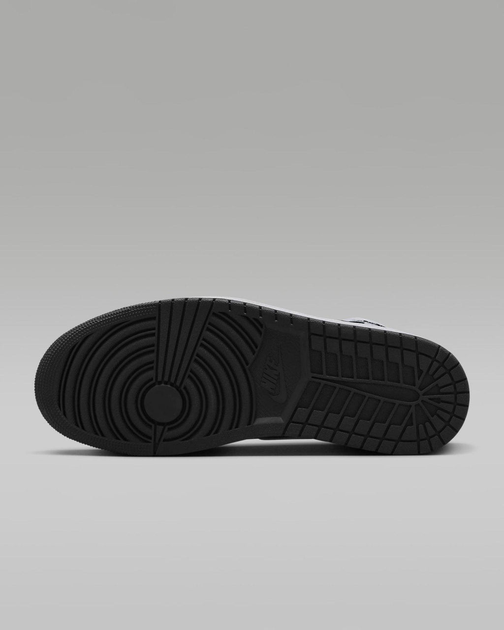 Air Jordan 1 Retro High OG "Black & White"