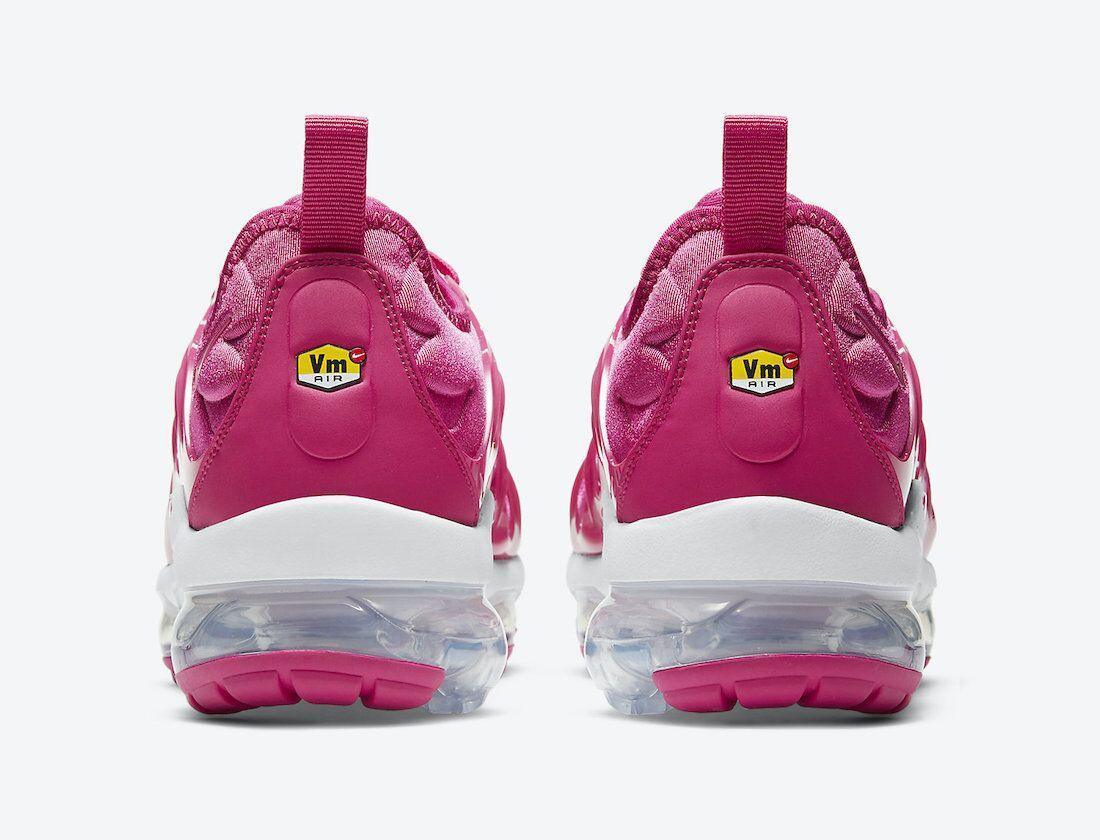 Nike Air VaporMax Plus 'Fireberry'
