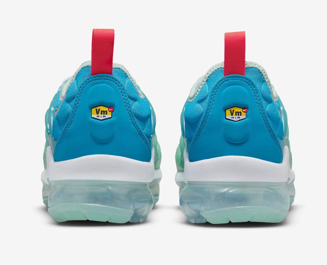 Nike Air VaporMax Plus 'Mint Foam Laser Blue'