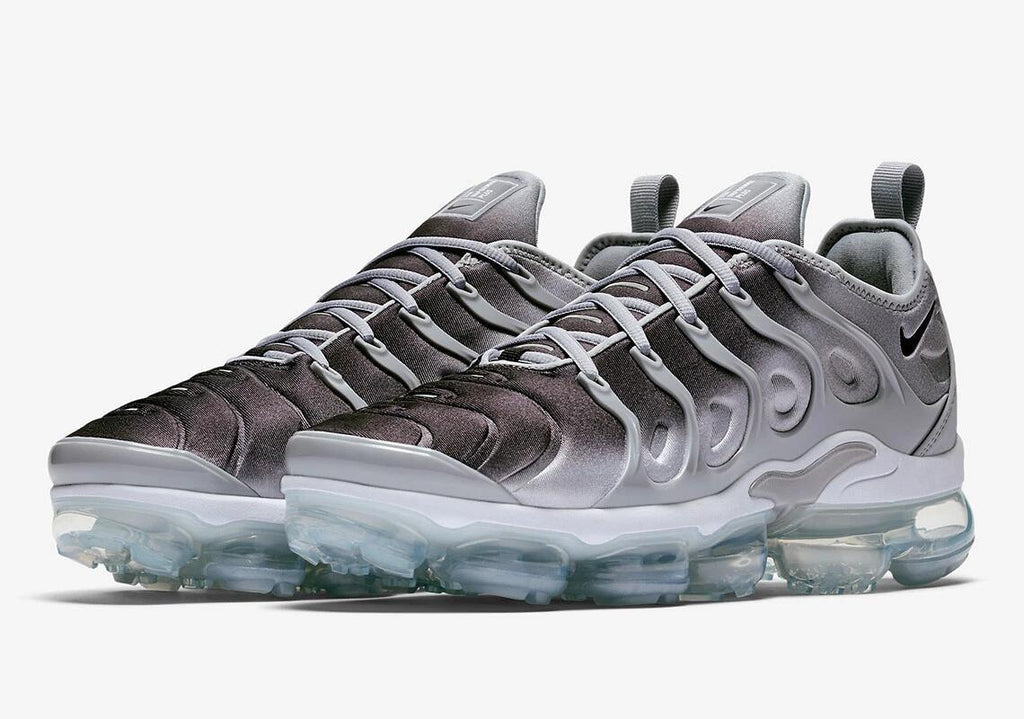 Nike Air VaporMax Plus 'Wolf Grey Black'