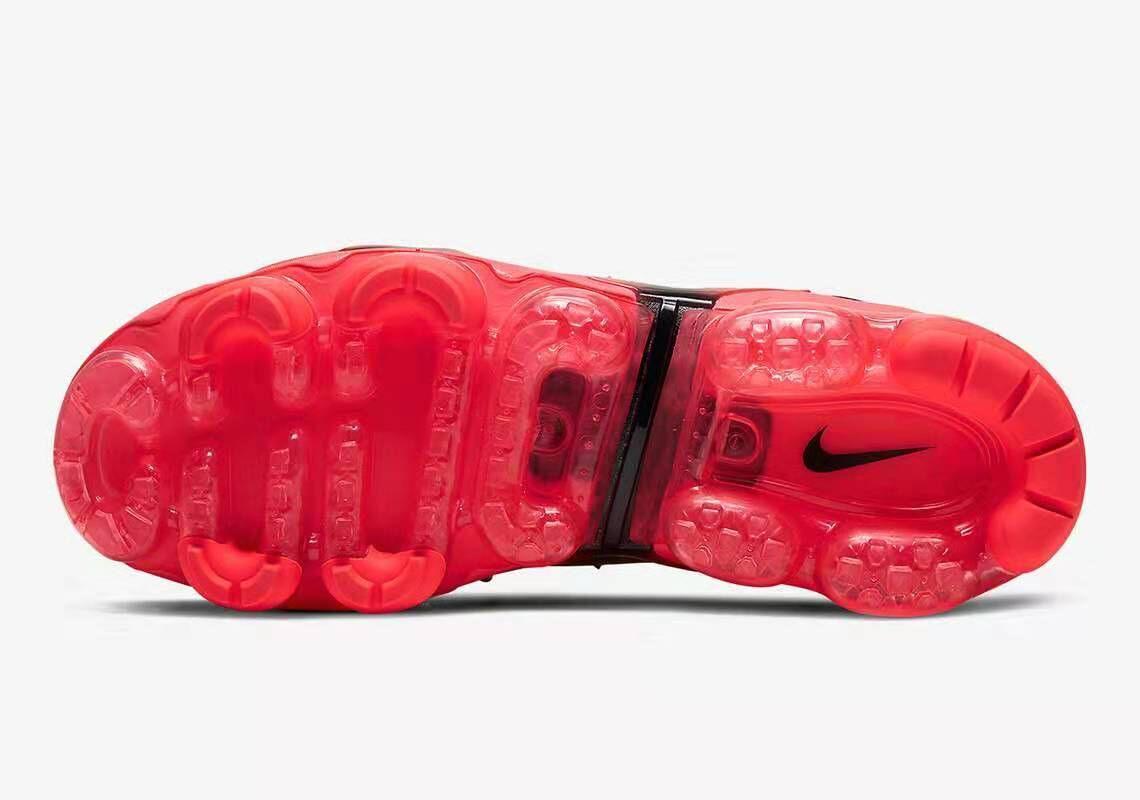 Nike Air VaporMax Plus 'Flight Pack Black Pink'
