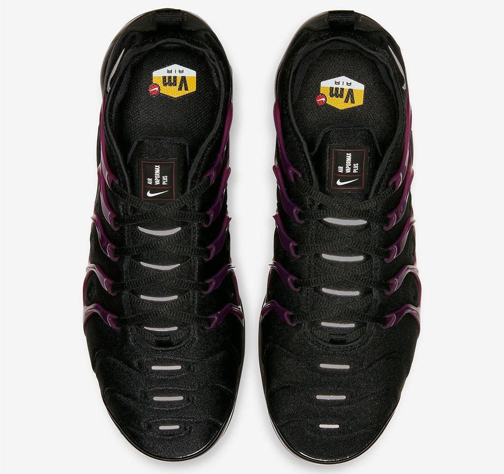 Nike Air VaporMax Plus 'Black Noble Red'