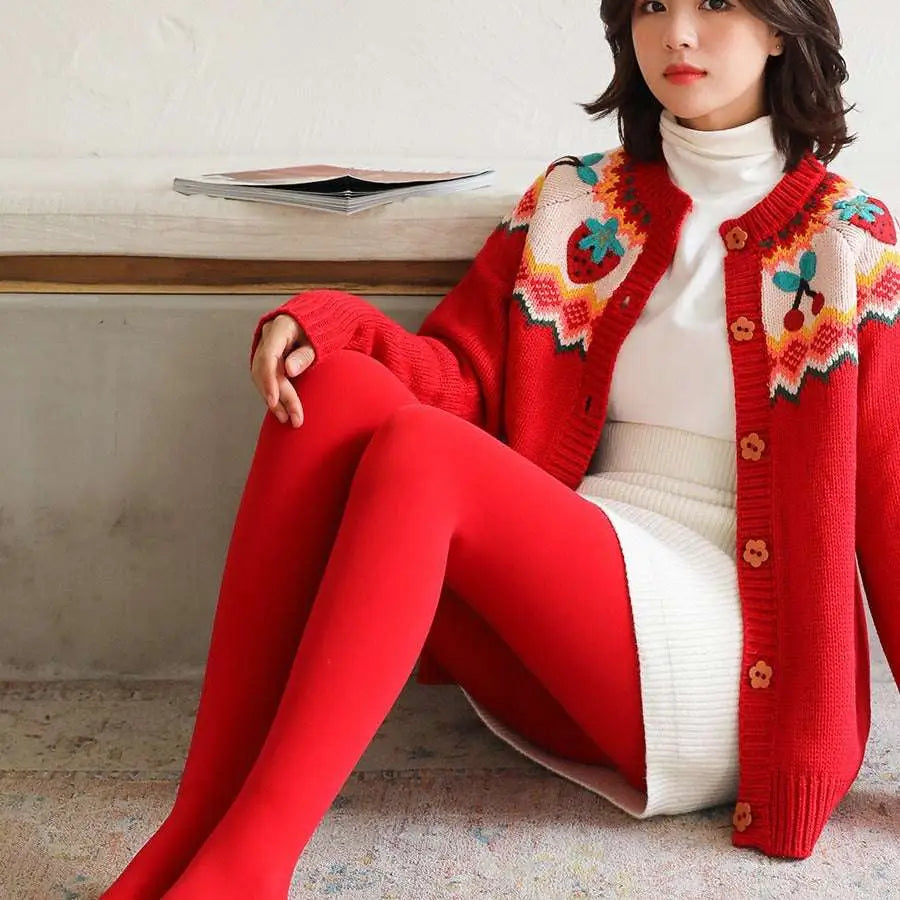 Embroidered Red Cardigan with Outer Nylon Single Layer Stepping Pants
