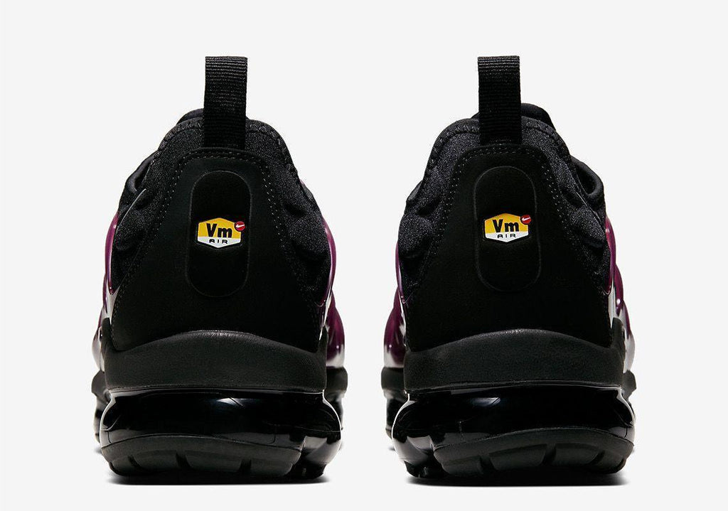 Nike Air VaporMax Plus 'Black Noble Red'