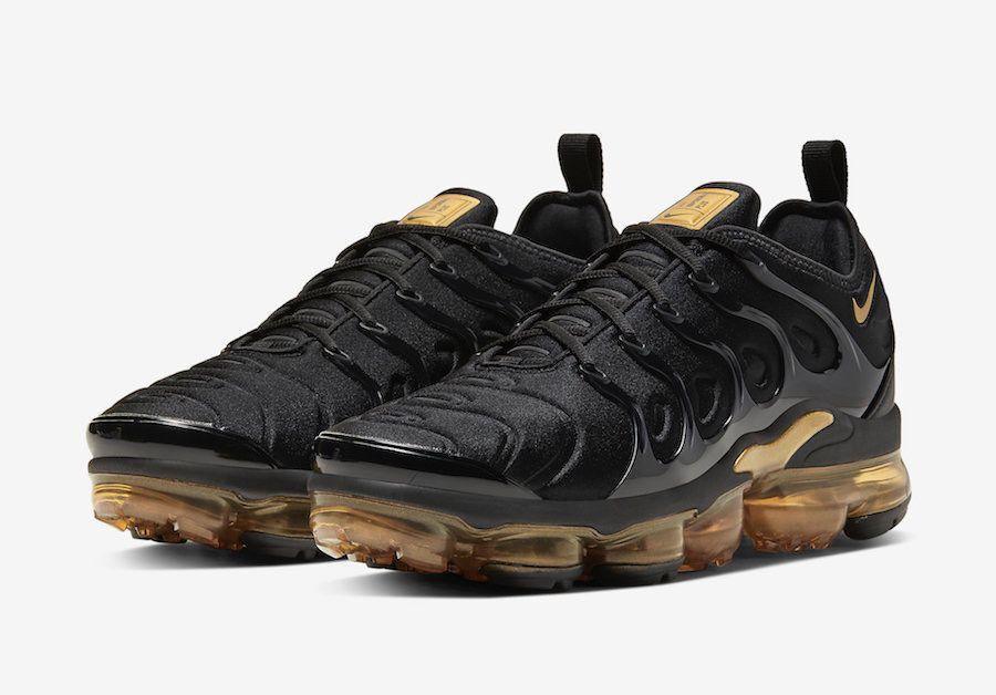 Nike Air VaporMax Plus 'Black Metallic Gold'