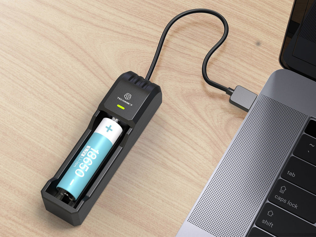 Techancy Carregador de bateria único MM5421 indicador LED compatível com 14500 18650 26650 21700 3.7V USB seguro portátil cor preta
