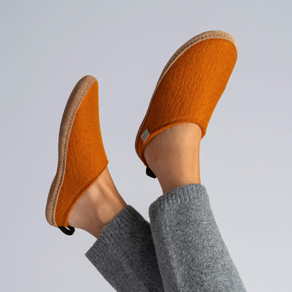 Kyrgies Indoor Wool Slides