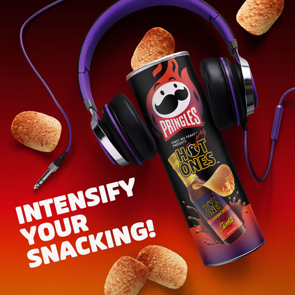 Pringles Hot Ones Barbacoa Potato Crisps Chips, Spicy Snacks, 5.5 oz