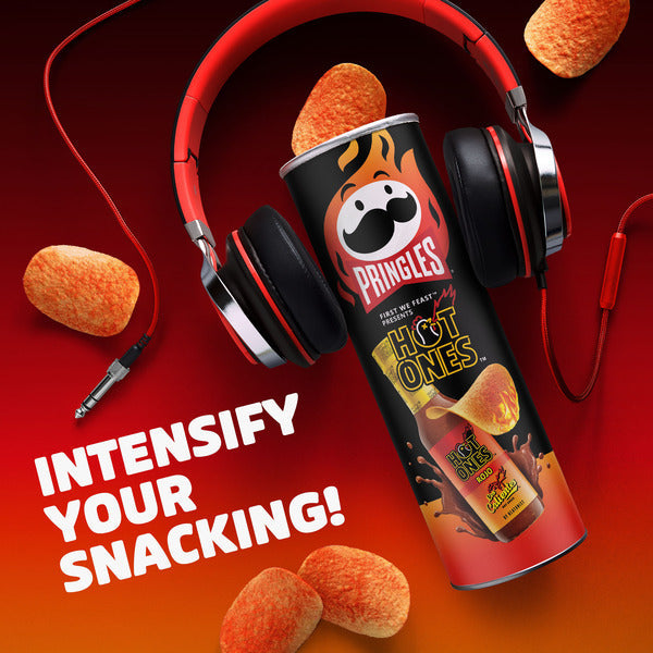 Pringles Rojo Potato Crisps Chips, Lunch Snacks, 5.5 oz