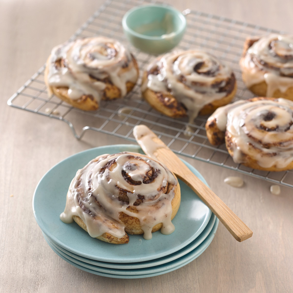 Annie's Organic Refrigerated Cinnamon Rolls Dough with Icing