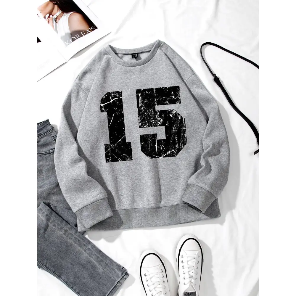 White Number 15 Graphic Crew Neck Sweatshirt